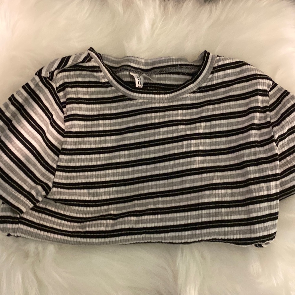 White and black and grey crop top